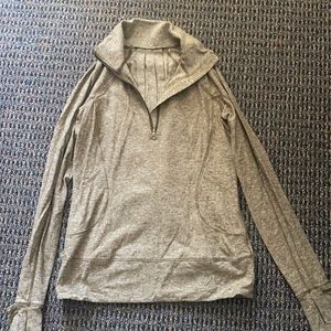 Lululemon heathered green quarter zip